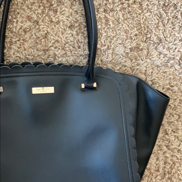 kate spade Handbags - Kate Spade Maxime Black Purse